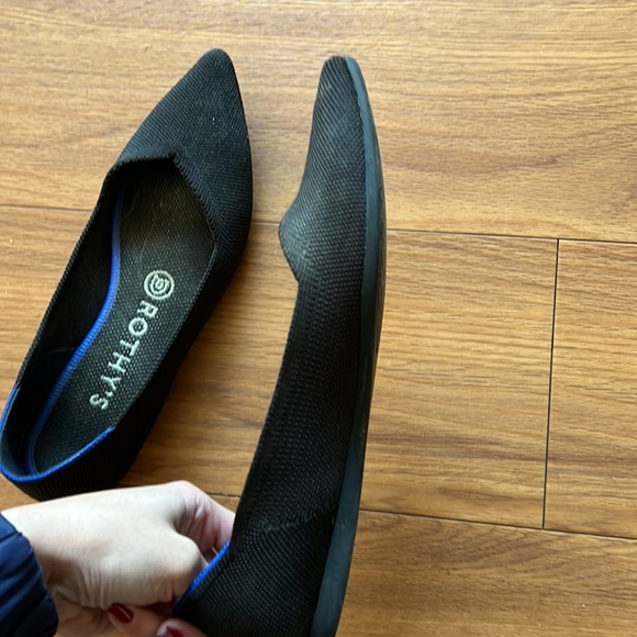 Black Rothys Point size 7 - Picture 6 of 8